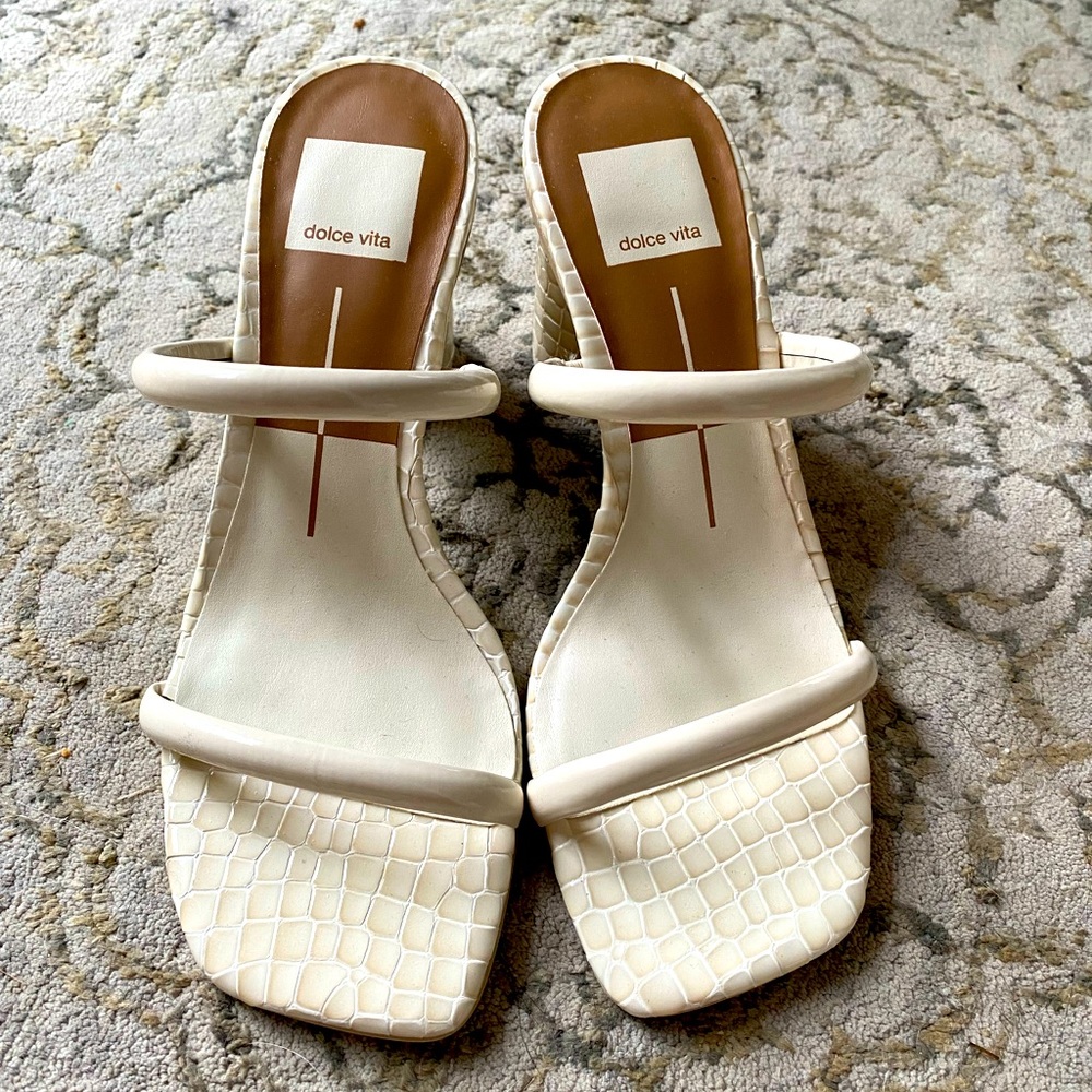 Dolce Vita Noles Heels